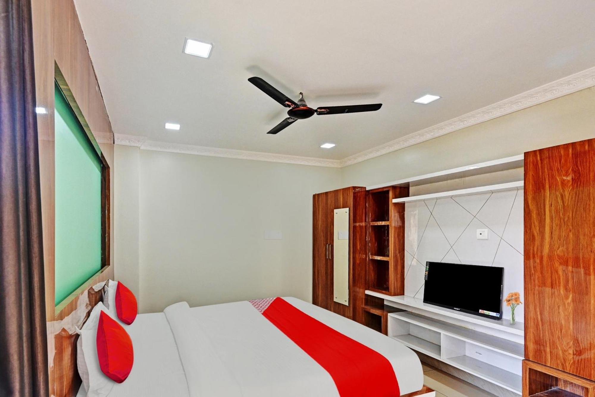 Hotel O Hi5 Days Inn Premium Bhubaneswar Kamer foto
