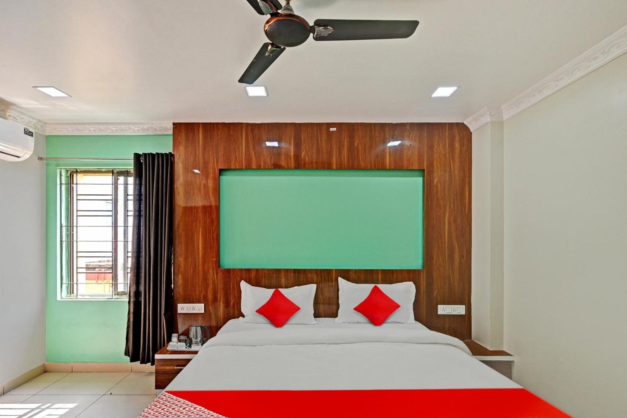 Hotel O Hi5 Days Inn Premium Bhubaneswar Buitenkant foto